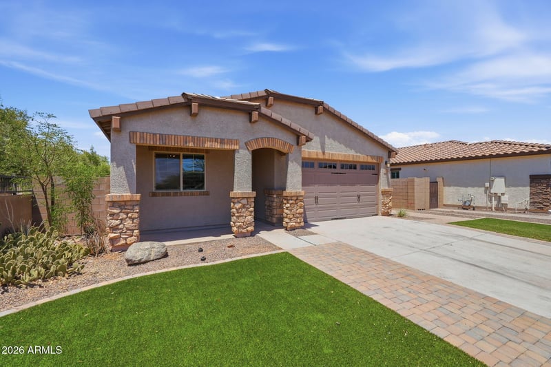 17222 Orchid Ln, Waddell, AZ 85355