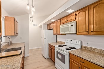 17225 16th St #8, Phoenix, AZ 85022