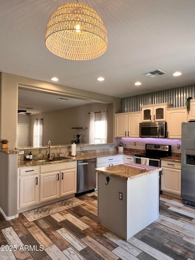 17225 Carmen Dr, Surprise, AZ 85388