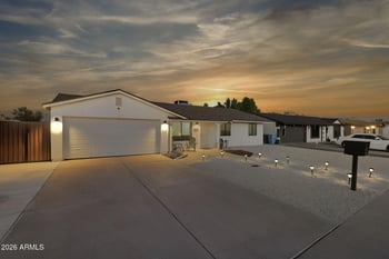 17227 N 34th Way, Phoenix, AZ 85032