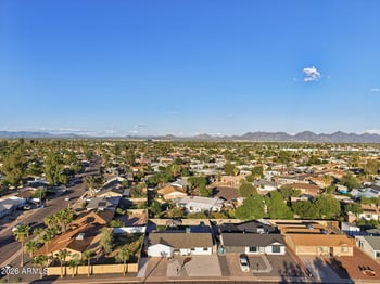 17227 N 34th Way, Phoenix, AZ 85032