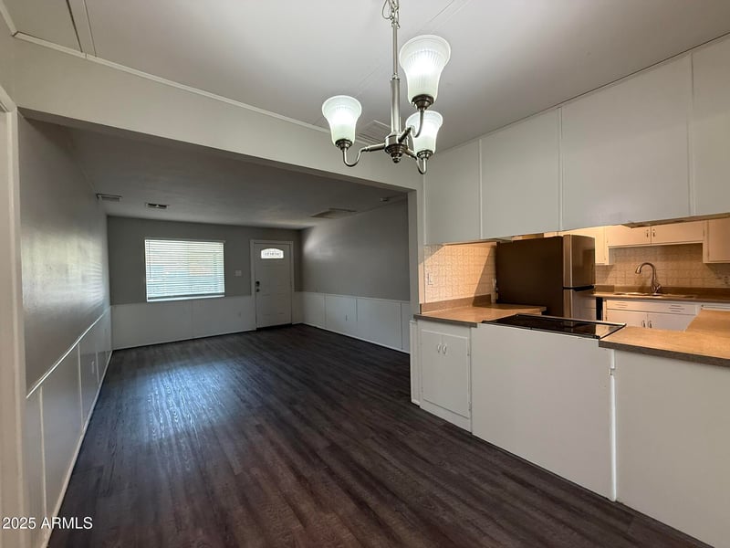 1723 Cheryl Dr, Phoenix, AZ 85021