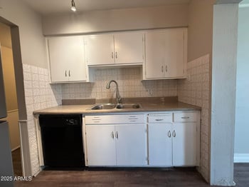 1723 Cheryl Dr, Phoenix, AZ 85021