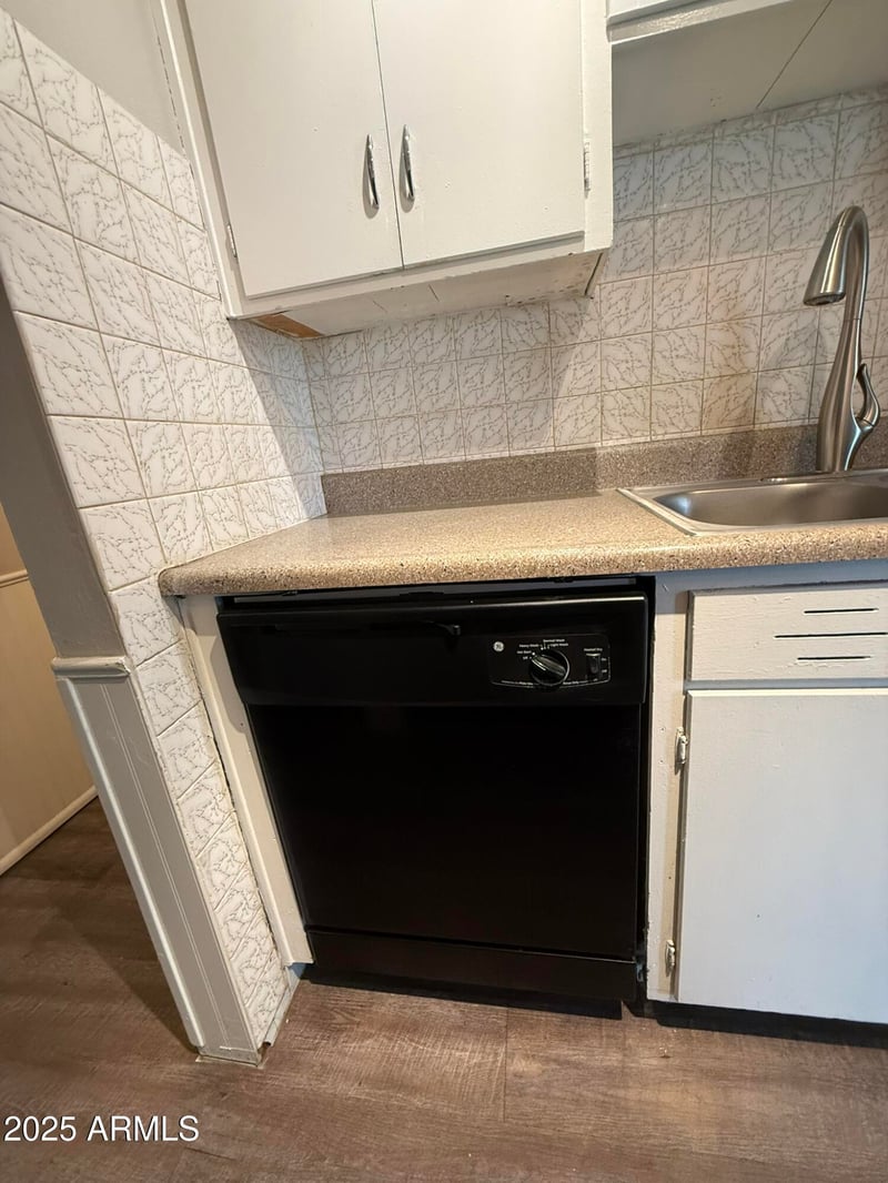 1723 Cheryl Dr, Phoenix, AZ 85021