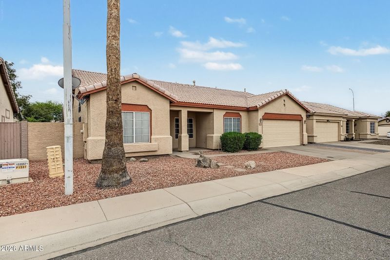1723 E Constitution Dr, Chandler, AZ 85225