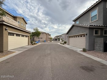 1723 Pollack St, Phoenix, AZ 85041