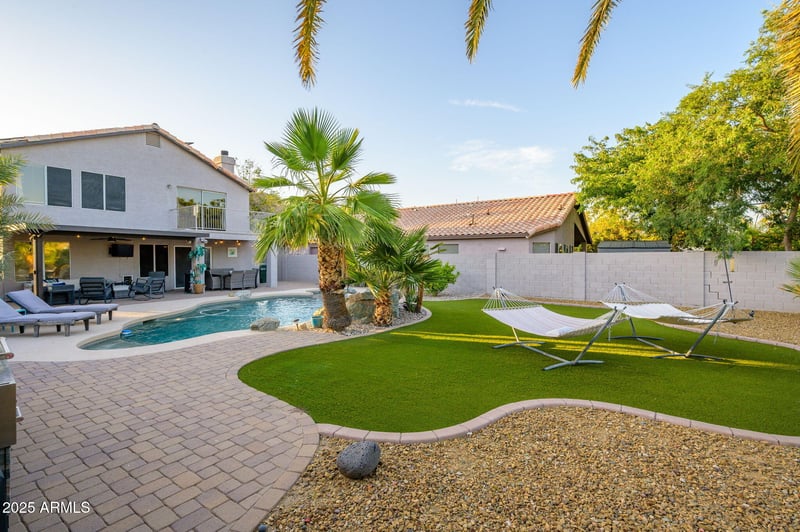 1723 Pontiac Dr, Phoenix, AZ 85024