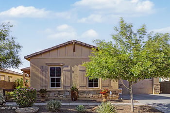 17232 Echo Ln, Waddell, AZ 85355