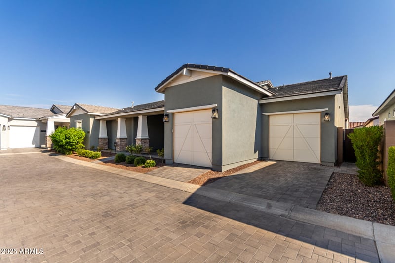 17233 Dartmouth St, Surprise, AZ 85388