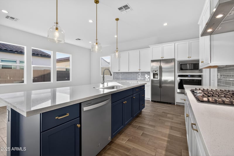 17233 Dartmouth St, Surprise, AZ 85388