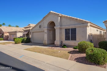 17233 Winding Trl, Surprise, AZ 85374