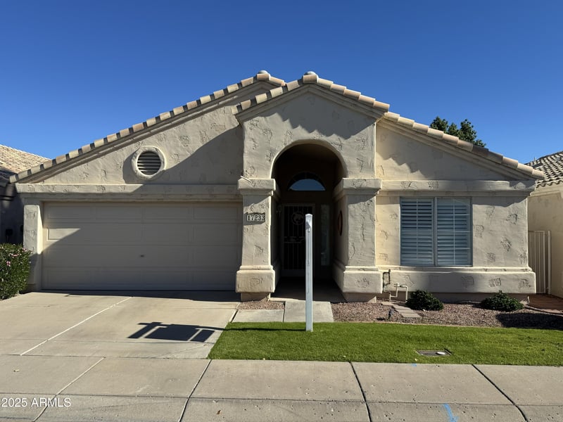 17233 Winding Trl, Surprise, AZ 85374