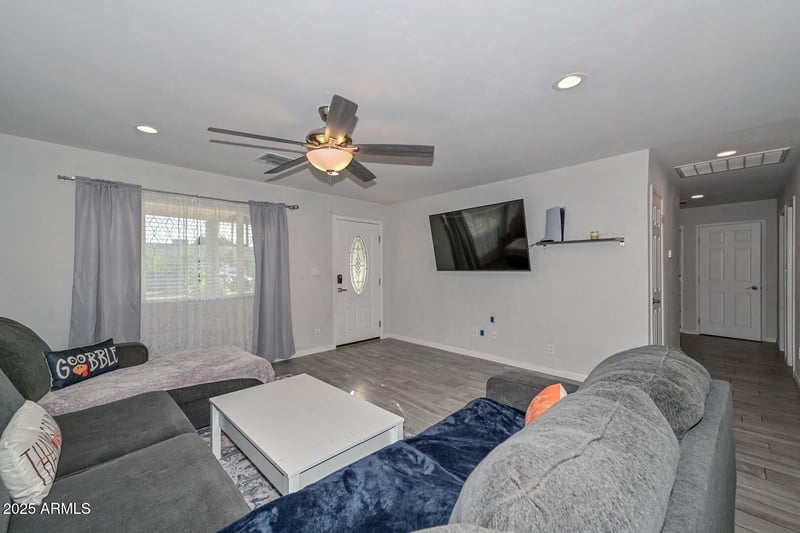 17234 15th Ave, Phoenix, AZ 85023