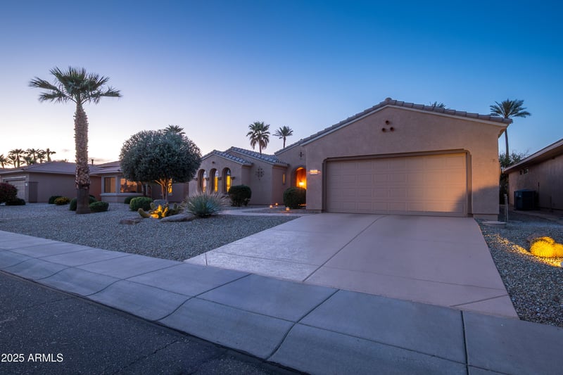 17234 Calistoga Dr, Surprise, AZ 85387
