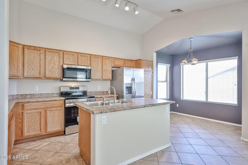 17235 Apache St, Goodyear, AZ 85338