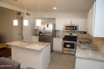 17236 14th Ave, Phoenix, AZ 85023