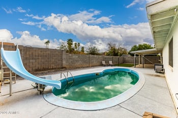 17239 37th Ave, Glendale, AZ 85308