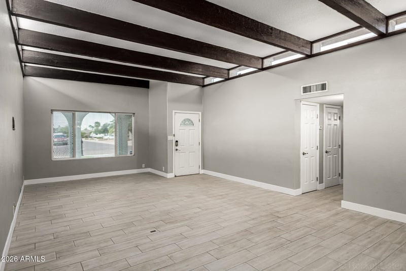 17239 37th Ave, Glendale, AZ 85308