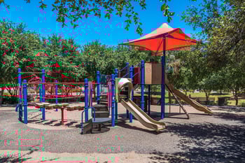 1724 Chelsea Ln, Gilbert, AZ 85295