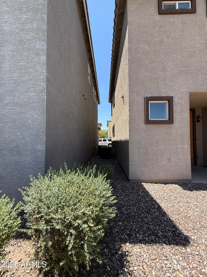 1724 Pollack St, Phoenix, AZ 85041