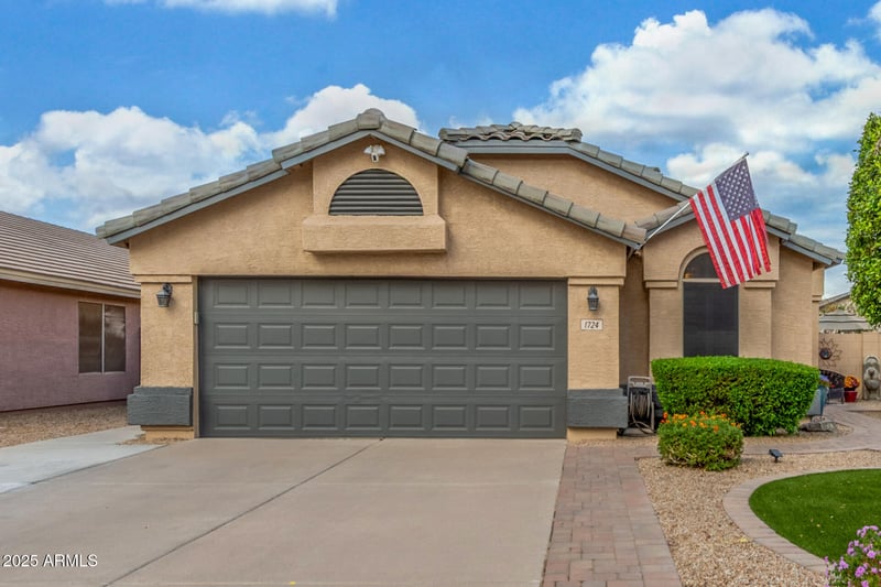 1724 Pony Ln, Gilbert, AZ 85295