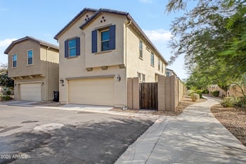 1724 S 82nd Pl, Mesa, AZ 85209