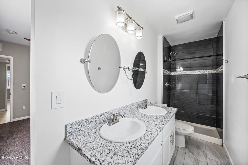 1724 Thomas Rd, Phoenix, AZ 85015