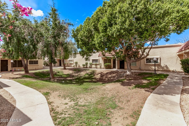17242 16th Dr #6, Phoenix, AZ 85023