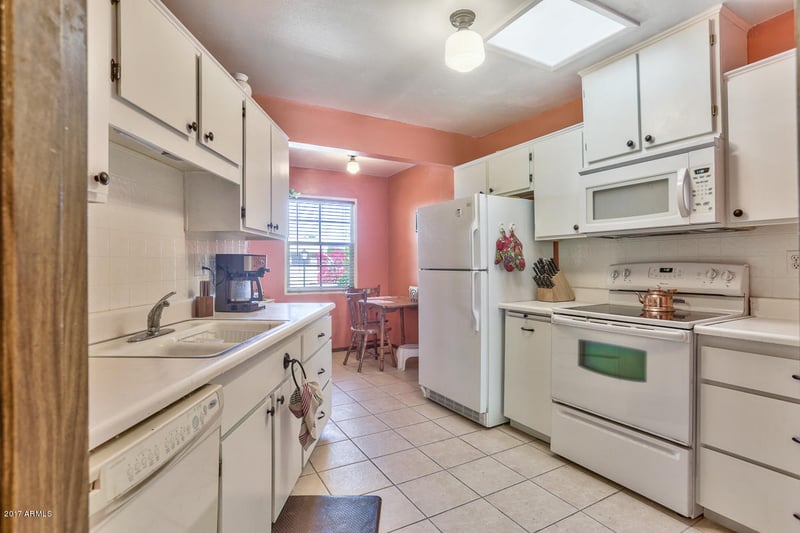 17243 N 106th Ave, Sun City, AZ 85373