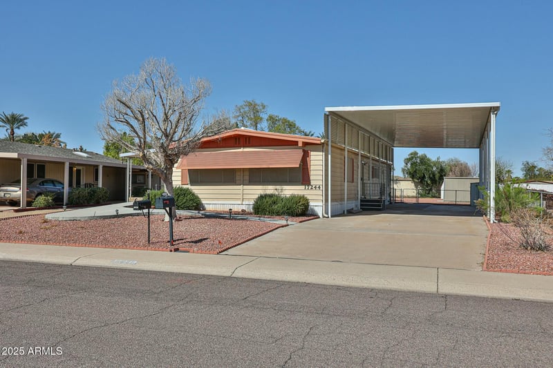 17244 66th Ln, Glendale, AZ 85308