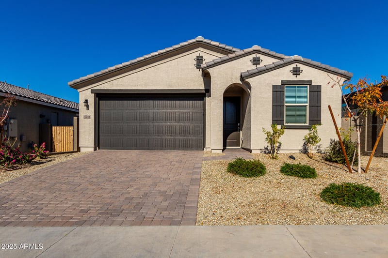 17244 Lynx Rd, Goodyear, AZ 85338