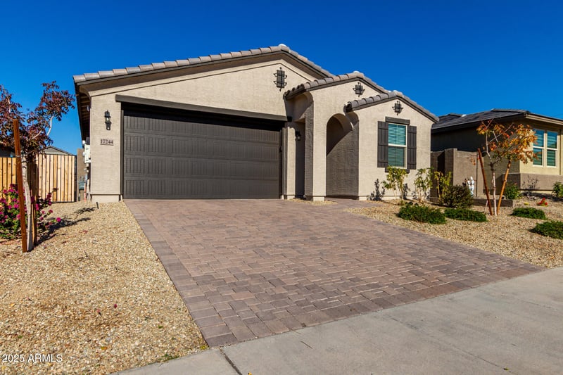 17244 Lynx Rd, Goodyear, AZ 85338