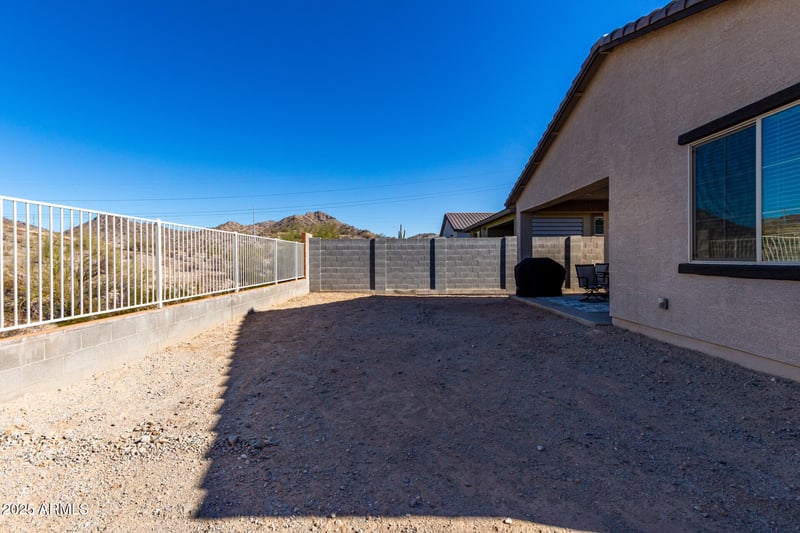 17244 Lynx Rd, Goodyear, AZ 85338