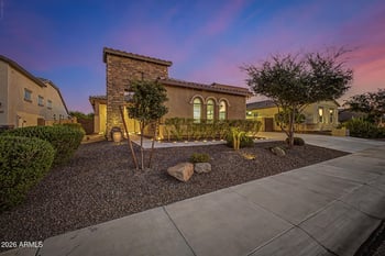 17245 Las Palmaritas Dr, Waddell, AZ 85355