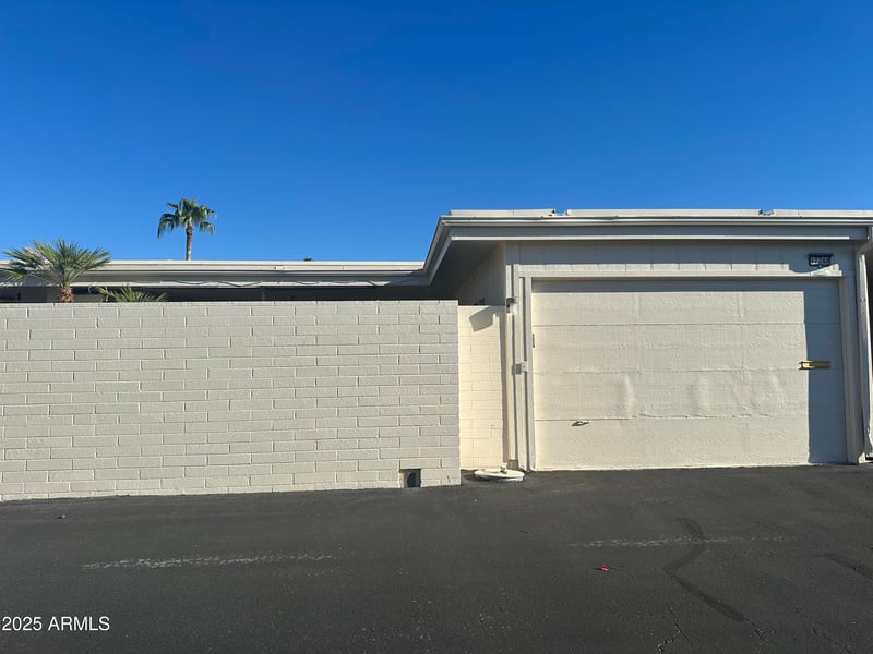 17248 106th Ave, Sun City, AZ 85373