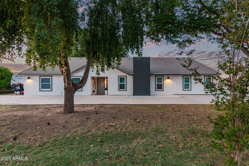 17248 Desert Ln, Gilbert, AZ 85234
