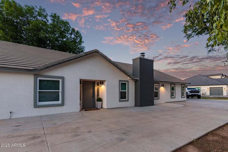 17248 Desert Ln, Gilbert, AZ 85234