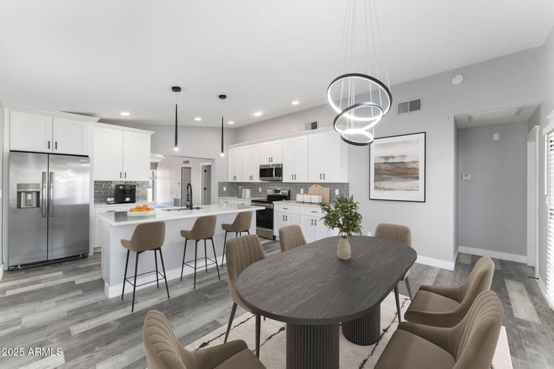 1725 Catalina Dr, Phoenix, AZ 85016