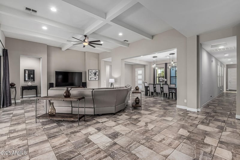 1725 Everglade Ln, Gilbert, AZ 85298