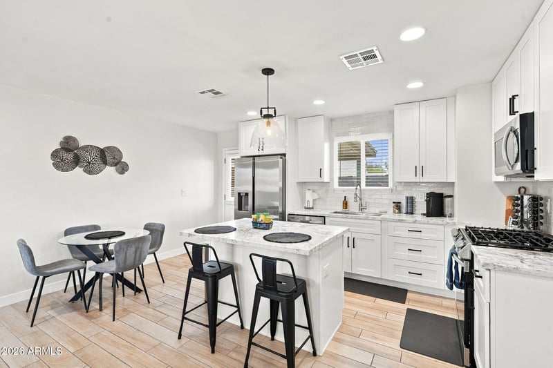 1725 S Marilyn Ann Dr, Tempe, AZ 85281