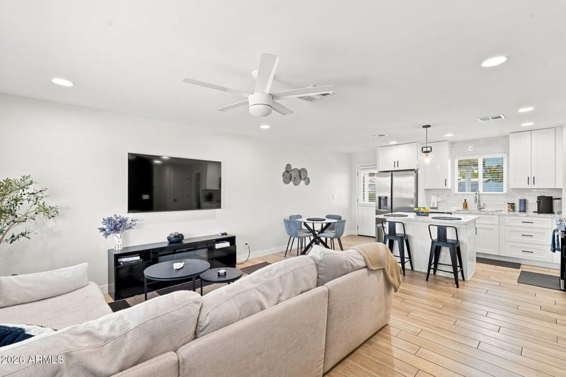 1725 S Marilyn Ann Dr, Tempe, AZ 85281