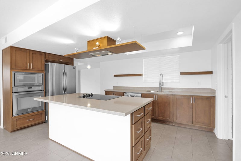 1725 Tonto Ln, Phoenix, AZ 85027