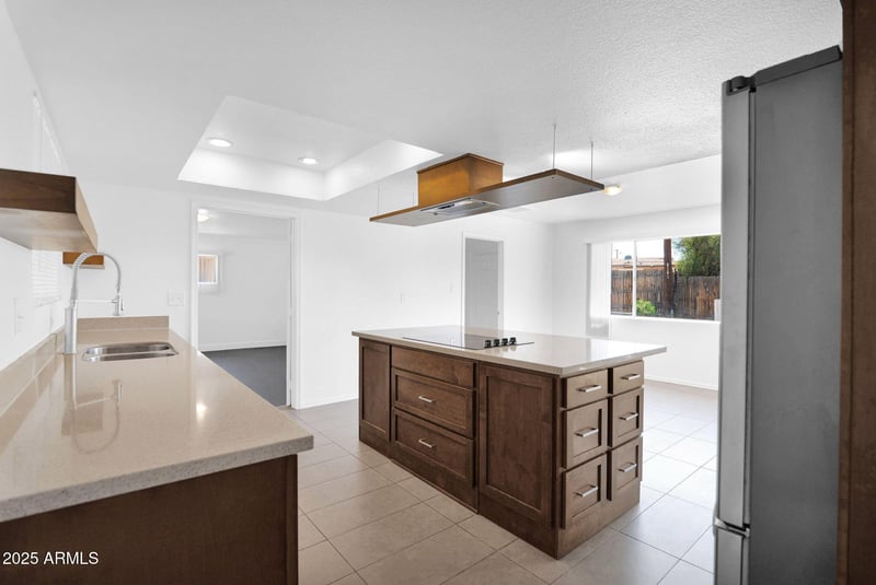 1725 Tonto Ln, Phoenix, AZ 85027