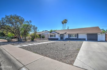 1725 W Mitchell Dr, Phoenix, AZ 85015