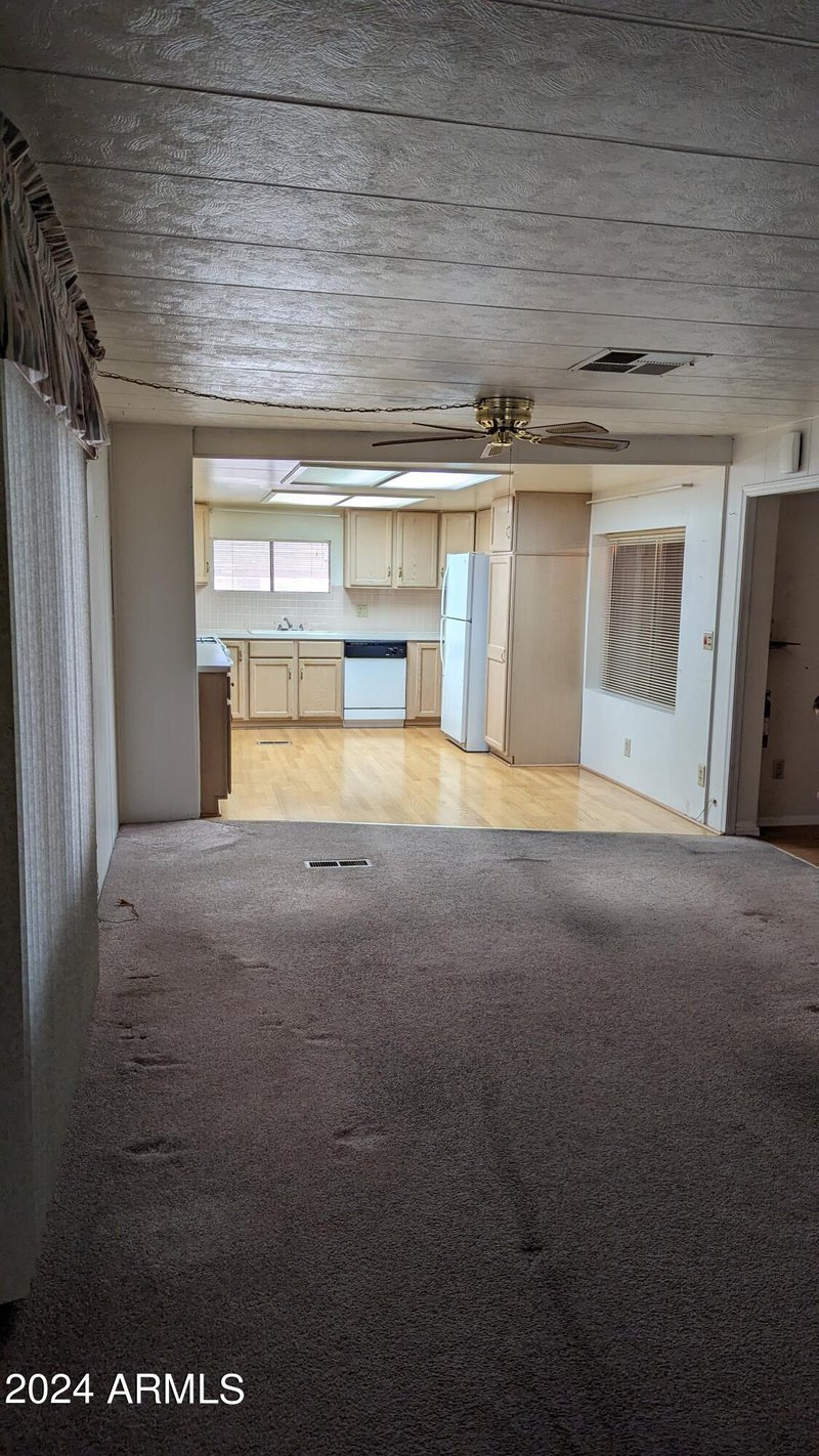 17255 N 66th Dr, Glendale, AZ 85308