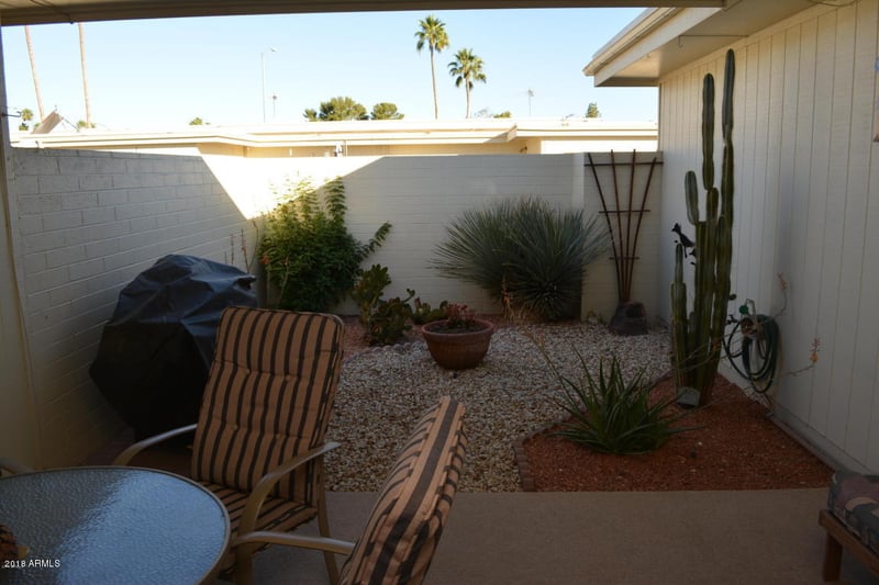 17257 N 106th Ave, Sun City, AZ 85373