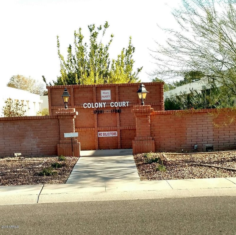 17257 N 106th Ave, Sun City, AZ 85373