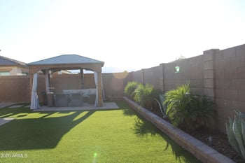 17258 Seldon Ln, Waddell, AZ 85355