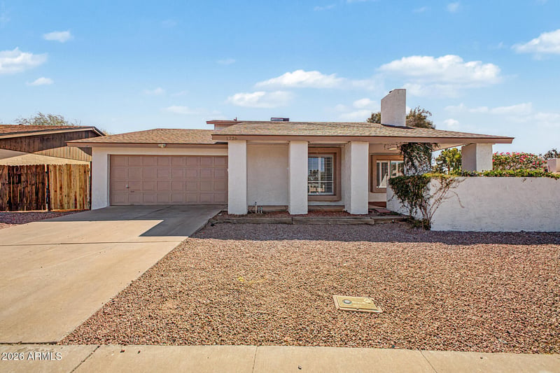 1726 Henkel Cir, Mesa, AZ 85202