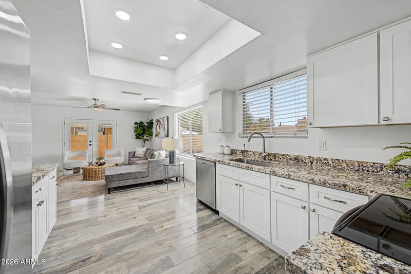 1726 Henkel Cir, Mesa, AZ 85202